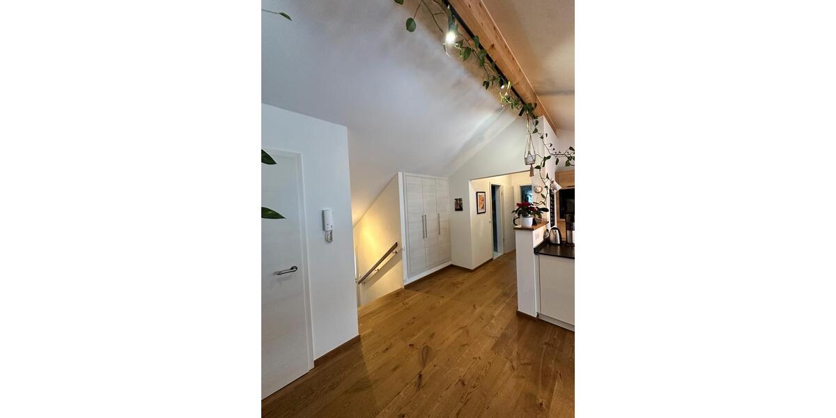 Dachgeschoßwohnung Teisendorf Hausmoning - 4 Zimmer, 108 m&sup2;, 649.000&euro; | Angebot:25859963