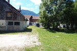Großes, sonniges Baugrundstück mit denkmalgeschütztem Bauernhaus und Entwicklungspotenzial - Grundstück Piding Piding | Angebot:27120467