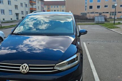VW Touran 48.000 km 25.450 &euro; Traunreut 83301