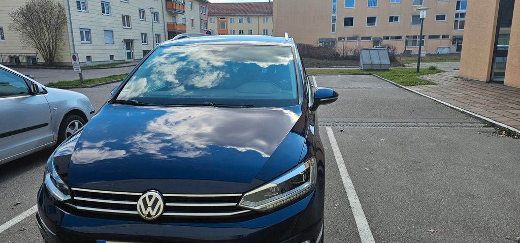 VW Touran 48.000 km 25.450 &euro; Traunreut 83301