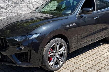 Maserati Levante 150.000 km 32.900 &euro; Bad Reichenhall 83435