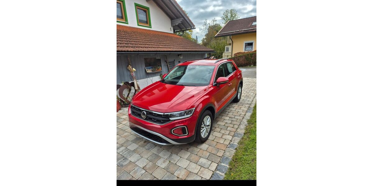 VW T-Roc 33.500 km 20.900 &euro; Waging 83329