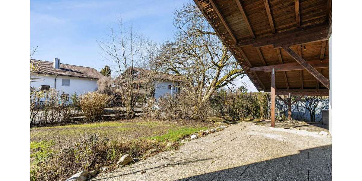 Sanierungsbedürftiges EFH mit separatem KG-Zugang | Ideal für Wohnen und Arbeiten unter einem Dach - Einfamilienhaus Grabenstätt | Angebot:25927881