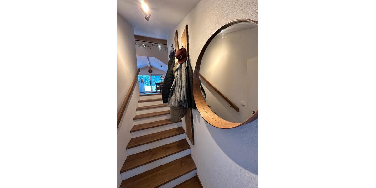 Dachgeschoßwohnung Teisendorf Hausmoning - 4 Zimmer, 108 m&sup2;, 649.000&euro; | Angebot:25859963