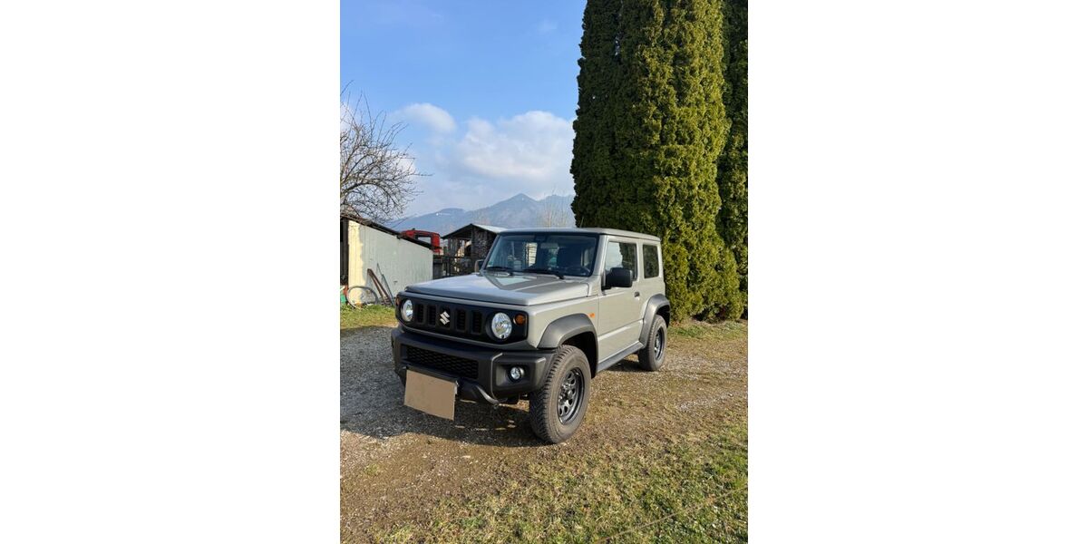 Suzuki Jimny 82.000 km 22.400 &euro; Übersee 83236
